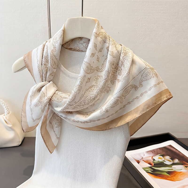 Vintage Beige Paisley Print Sq - Face Scarf Mask 评论和价格